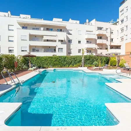 Puerta Del Mar, Apartamento Con Piscina Estepona