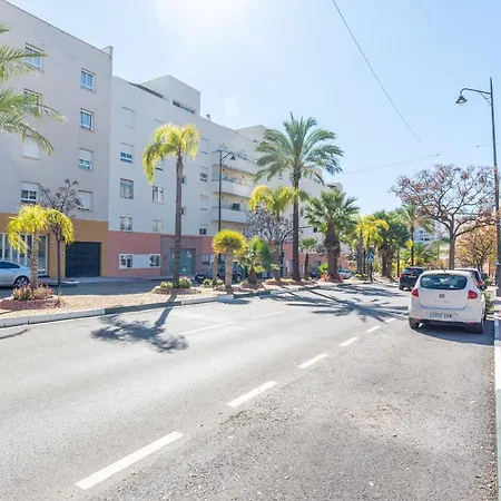 Puerta Del Mar, Apartamento Con Piscina * Estepona