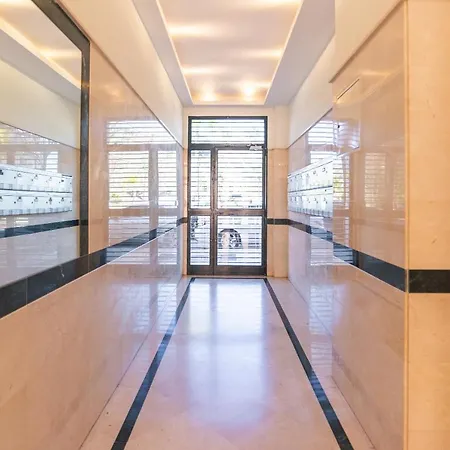 Puerta Del Mar, Apartamento Con Piscina Daire